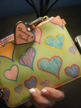 Dooney & Bourke Pastel Heart Zip Very Rare  Wristlet - Green Multi